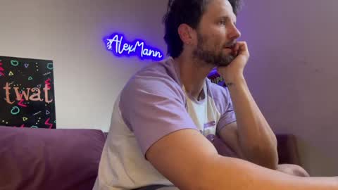 Alex Mann online show from May 31, 8:10 pm
