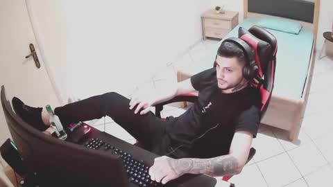 alexthepro00 online show from October 6, 12:26 am