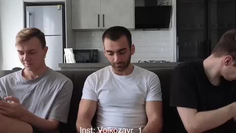 AlexDimaIgor online show from March 3, 8:44 am