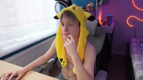 Alexycutie online show from January 14, 9:36 am