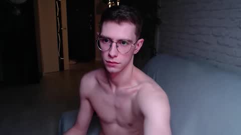 Alfie online show from October 27, 4:42 pm