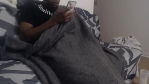 Snapshot of aliasallday chatting on January 22, 2:04 am Alias online show from January 22, 2:04 am