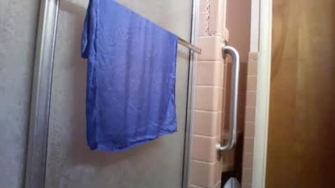 alienlove23 online show from February 14, 6:14 pm