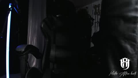 Snapshot of allanhurtss chatting on January 3, 7:07 pm   online show from January 3, 7:07 pm