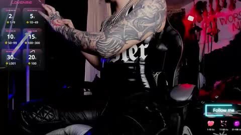 Snapshot of allanhurtss chatting on September 22, 3:55 pm   online show from September 22, 3:55 pm