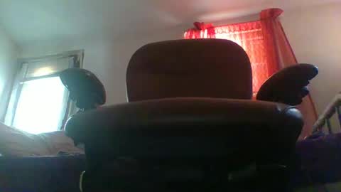 Snapshot of allbermy chatting on September 28, 8:18 pm allbermy online show from September 28, 8:18 pm