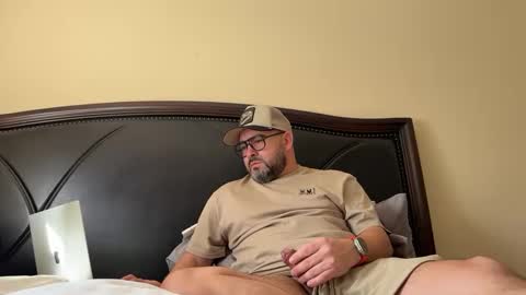 Snapshot of allessandro699 chatting on February 17, 8:04 pm Allessandro online show from February 17, 8:04 pm