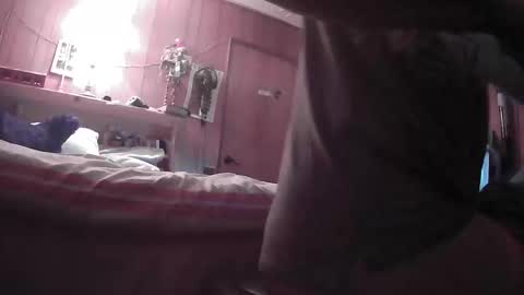 allofme11111119 online show from April 25, 4:15 am