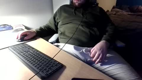 allowis2 online show from December 1, 9:18 pm