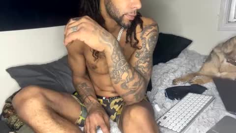 allthewayup10 online show from March 3, 5:07 am