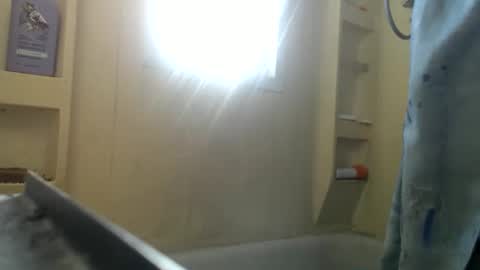 allwolf0323 online show from January 6, 9:41 pm