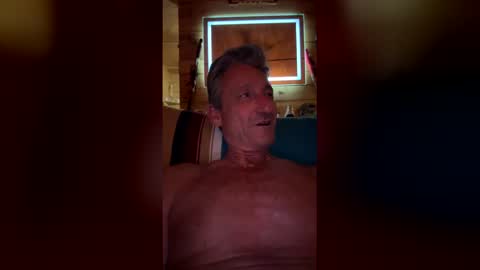 alpacamike online show from January 15, 7:45 am