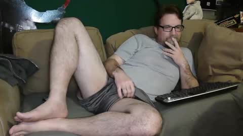 Snapshot of alphaacid1 chatting on January 17, 5:00 am Alpha or Al online show from January 17, 5:00 am