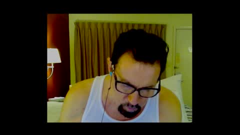 alphablue_wolf1295 online show from January 7, 10:59 pm