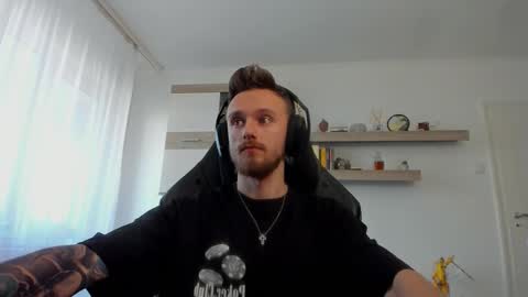 Andi online show from November 22, 10:59 am