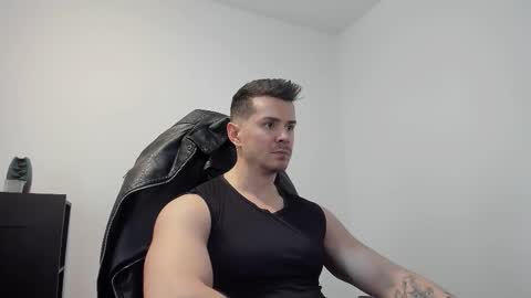 LeatherMaster online show from November 20, 9:52 am