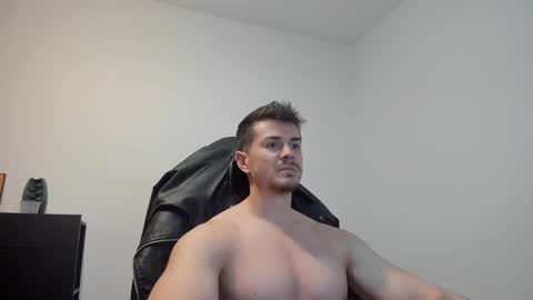 LeatherMaster online show from November 30, 4:09 pm