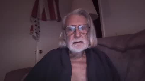 AlphaUniform online show from January 9, 11:04 am