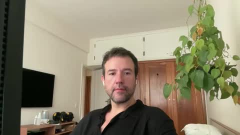 alto1e90br online show from February 2, 7:11 pm