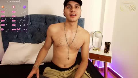 Amadeo Wild online show from December 6, 2:13 am