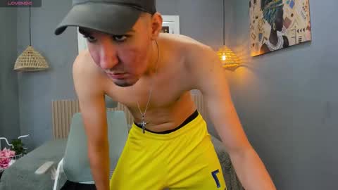 Ambrosebull online show from November 10, 1:16 pm