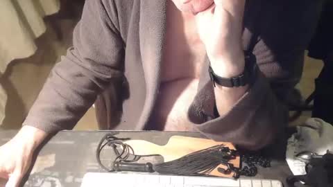 Snapshot of amslave4f chatting on October 26, 10:34 pm amslave4f online show from October 26, 10:34 pm