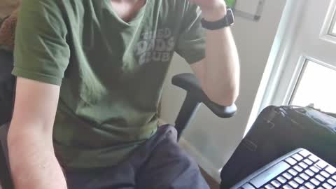 A online show from March 28, 10:48 am