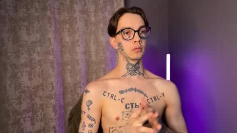 simon online show from March 8, 10:13 pm