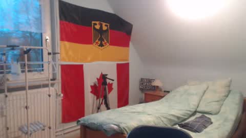 Andre online show from December 9, 2:51 pm