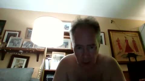 Snapshot of andre6045 chatting on October 7, 9:41 pm andre6045 online show from October 7, 9:41 pm