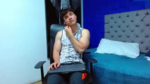 Andre Parker online show from February 4, 11:49 pm