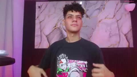 Andreh  online show from November 14, 12:36 am