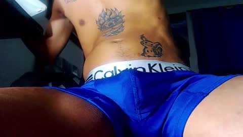 Andrs   o online show from December 5, 7:15 am