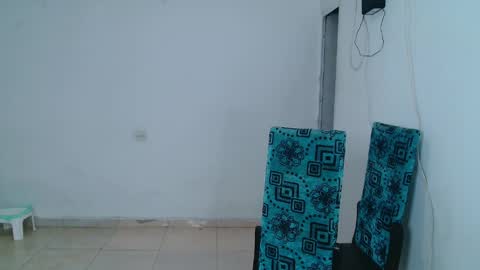 andres_santos777 online show from April 11, 11:52 pm