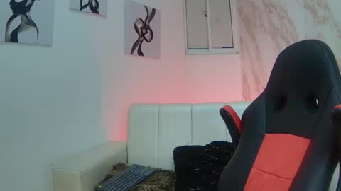 andres_stud online show from March 8, 5:44 am