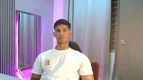 Snapshot of andres_stud777 chatting on September 13, 3:40 am ANDRES  online show from September 13, 3:40 am