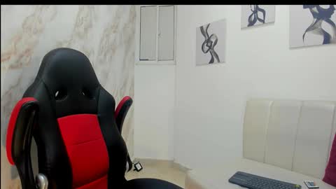 Snapshot of andres_stud777 chatting on October 11, 4:49 am ANDRES  online show from October 11, 4:49 am