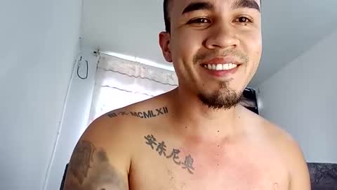 Andrs holguin online show from March 13, 2:13 pm