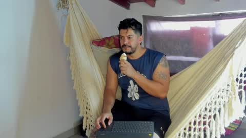 Andres online show from May 31, 9:27 pm