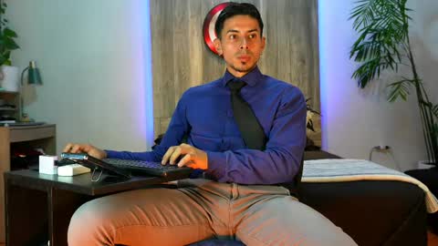 Andrew online show from May 27, 1:13 am