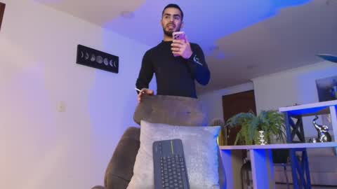 ANDREW WEST online show from January 16, 11:29 pm