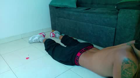 ANDREW KENNOXX online show from February 16, 7:34 pm