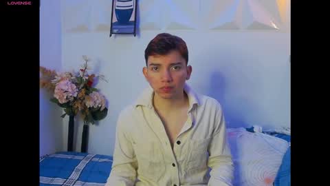 AndreWortix online show from December 3, 4:07 am