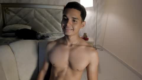 andrewrush_ online show from November 25, 2:35 am