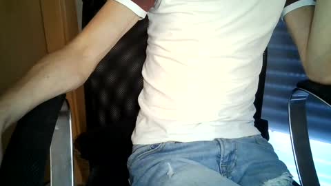 andy_24j online show from September 10, 1:32 pm