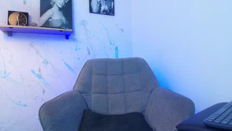 ANDY online show from November 22, 12:21 am