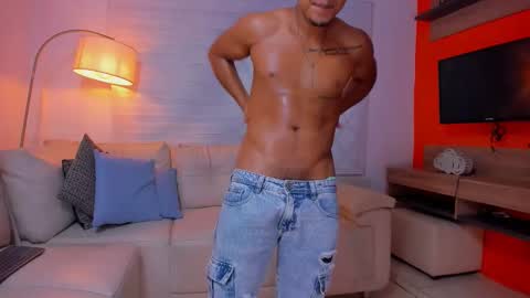 Snapshot of andy_stars_ chatting on October 24, 3:08 am andy online show from October 24, 3:08 am