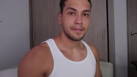 Snapshot of andy_weld chatting on October 22, 12:31 pm my onlyfans     online show from October 22, 12:31 pm