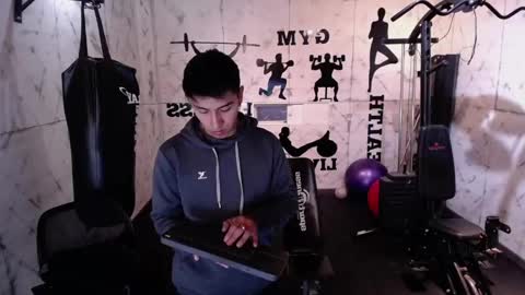 Snapshot of andyjoy_ chatting on February 16, 11:05 am Andy Joy  online show from February 16, 11:05 am