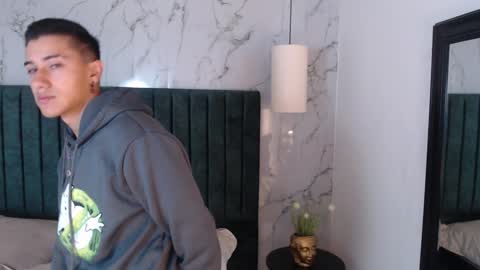 Snapshot of andyjoy_ chatting on December 26, 12:05 pm Andy Joy  online show from December 26, 12:05 pm